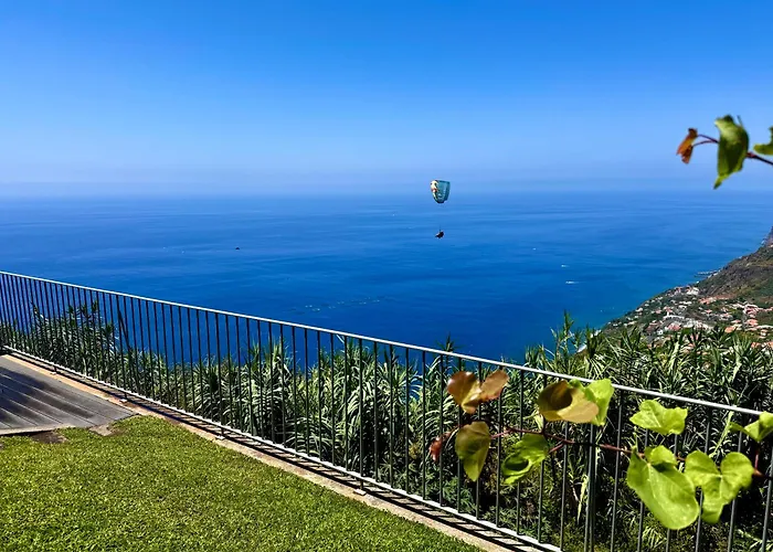 Sunset Dreams - Villa Arco da Calheta (Madeira)
