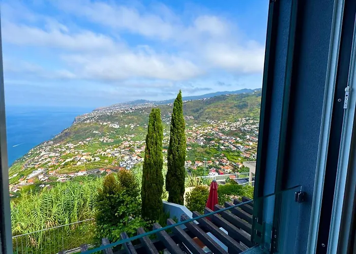 Sunset Dreams - Villa Arco da Calheta (Madeira)